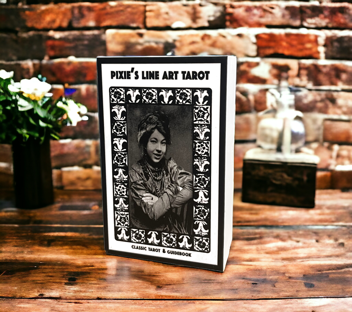 Pixie’s Line Art Tarot